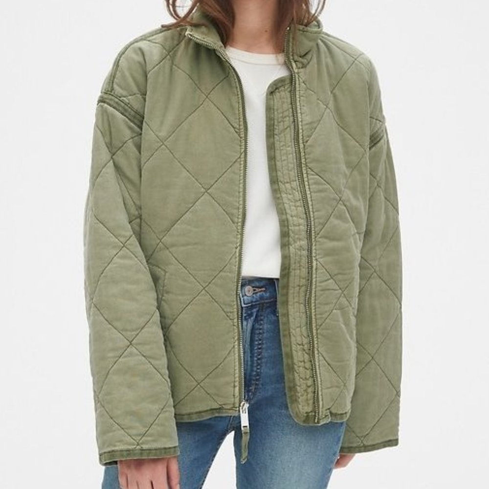 BRAND NEW Gap 100% Recycled Quilted Jacket (Free People Dolman dupe!)